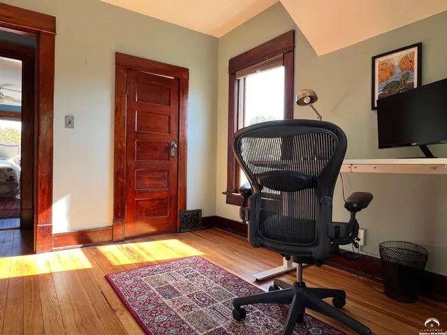 $420,000 | 1424 New York Street, Lawrence, KS 66044