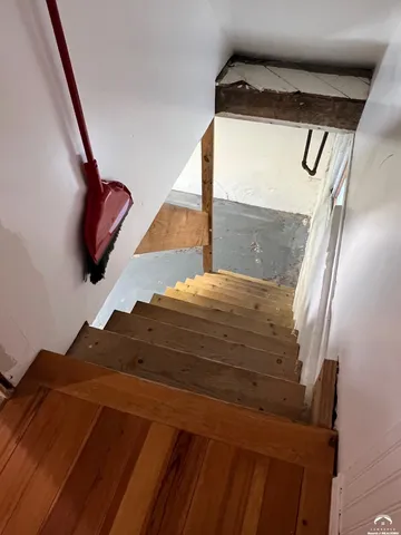 $420,000 | 1424 New York Street, Lawrence, KS 66044