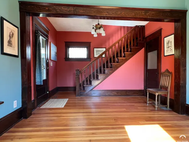 $420,000 | 1424 New York Street, Lawrence, KS 66044