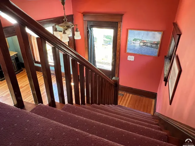 $420,000 | 1424 New York Street, Lawrence, KS 66044