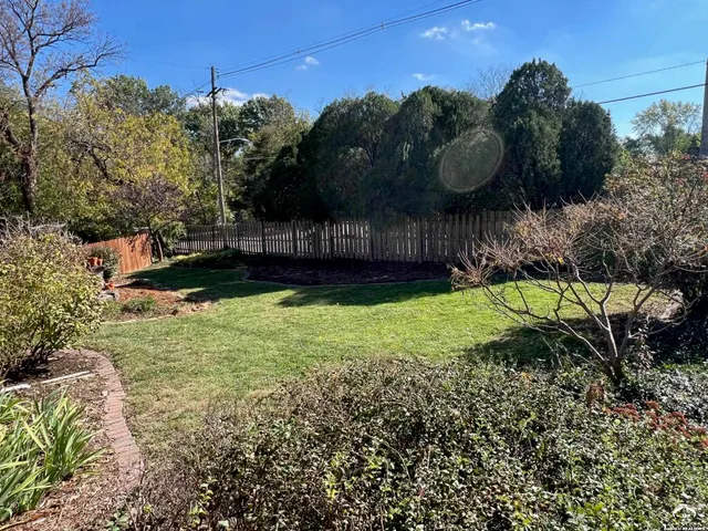 $420,000 | 1424 New York Street, Lawrence, KS 66044