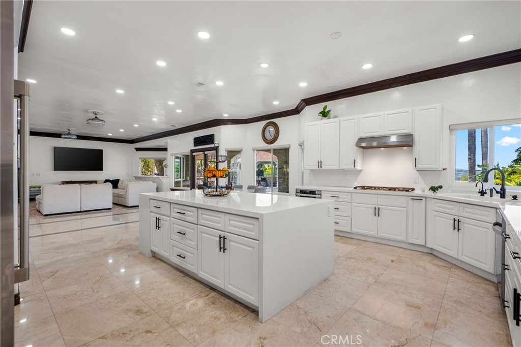 27495 Hidden Trail Road Laguna Hills, CA 92653 - Photo 23 of 65