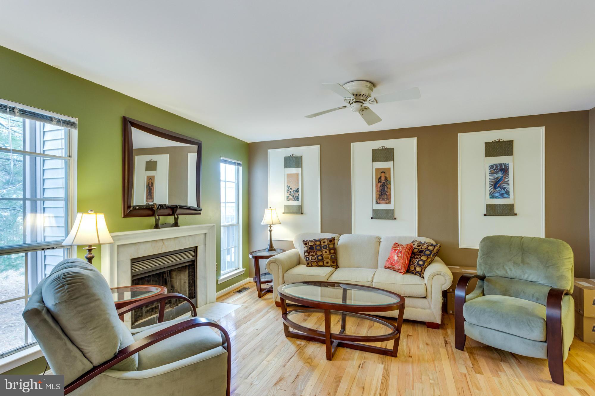 1623 Ingram Terrace Silver Spring, MD 20906 - Photo 5 of 22 Living Room