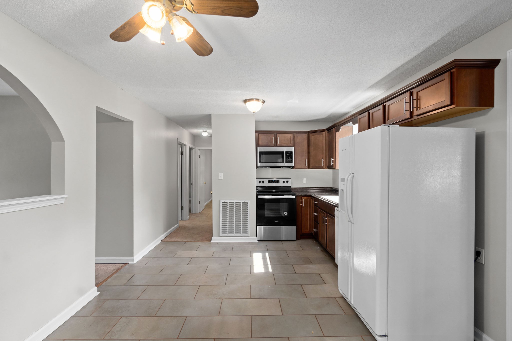 2122 Powell Road Clarksville, TN 37043 - Photo 14 of 34 Gallery Image 14