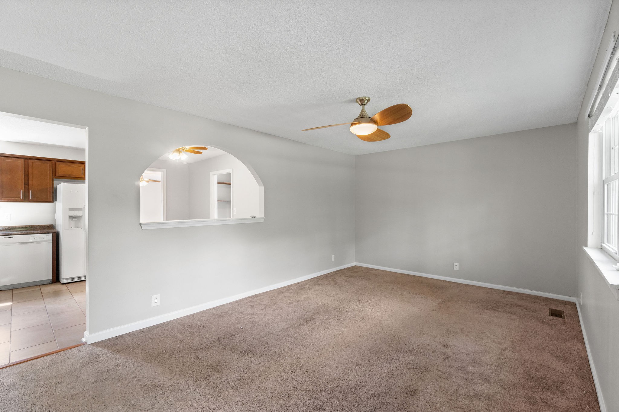 2122 Powell Road Clarksville, TN 37043 - Photo 6 of 34 Gallery Image 6