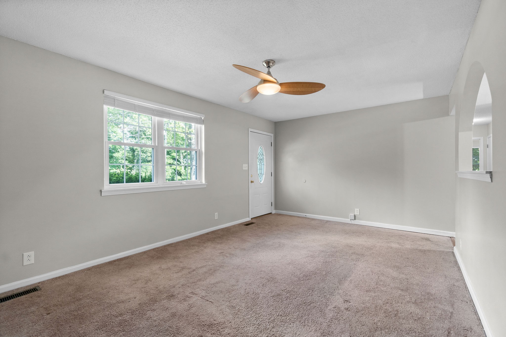 2122 Powell Road Clarksville, TN 37043 - Photo 9 of 34 Gallery Image 9