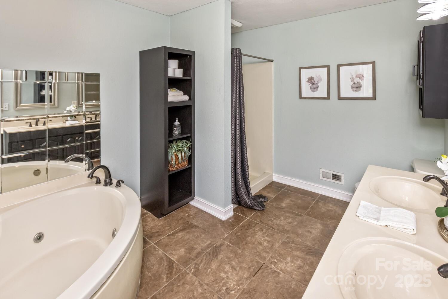 170 Beaverdam Loop Road Candler, NC 28715 - Photo 16 of 47 Gallery Image 16