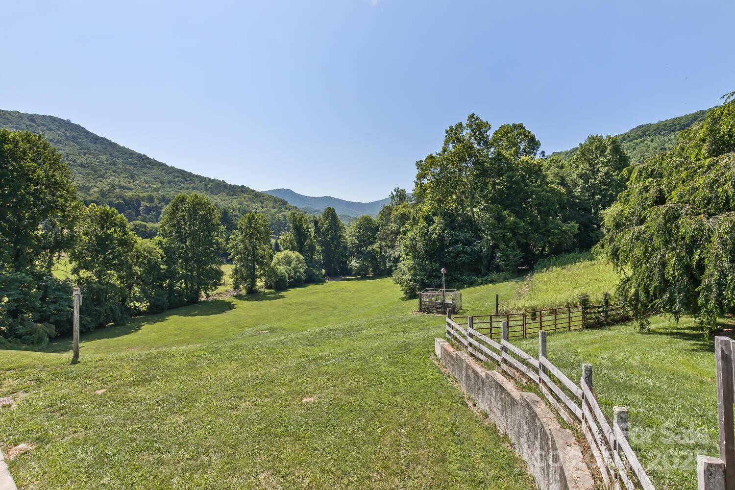 170 Beaverdam Loop Road Candler, NC 28715 - Photo 36 of 47 Gallery Image 36