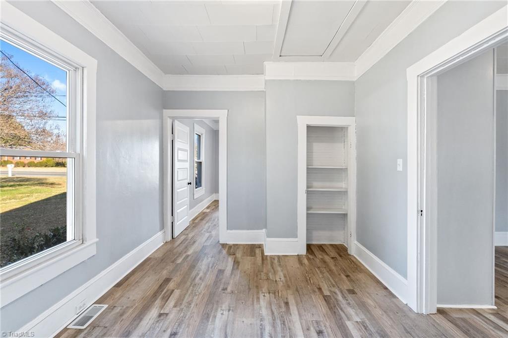 2722 Darrow Road Walkertown, NC 27051 - Photo 27 of 37