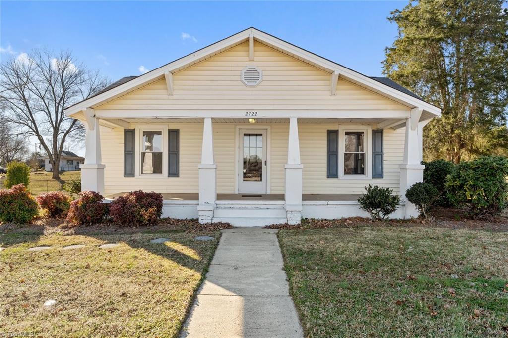 2722 Darrow Road Walkertown, NC 27051 - Photo 4 of 37