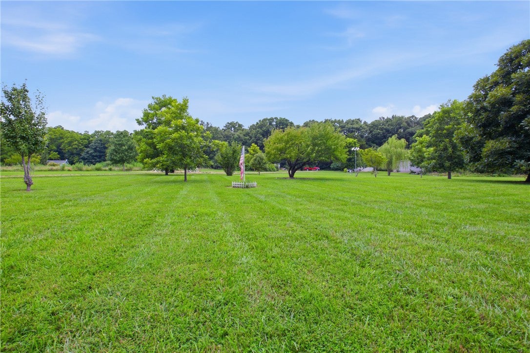 14839 Plainview Road Charleston, IL 61920 - Photo 29 of 30 Gallery Image 29