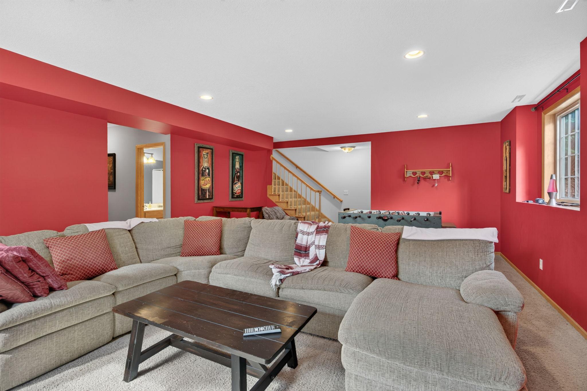 1765 Spruce Meadows Drive Southeast Rochester, MN 55904 - Photo 18 of 27