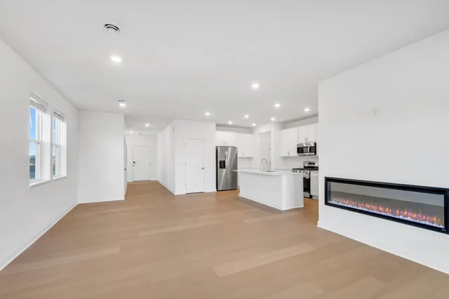 $447,615 | 7361 Kaeding Avenue Northeast, Otsego, MN 55301