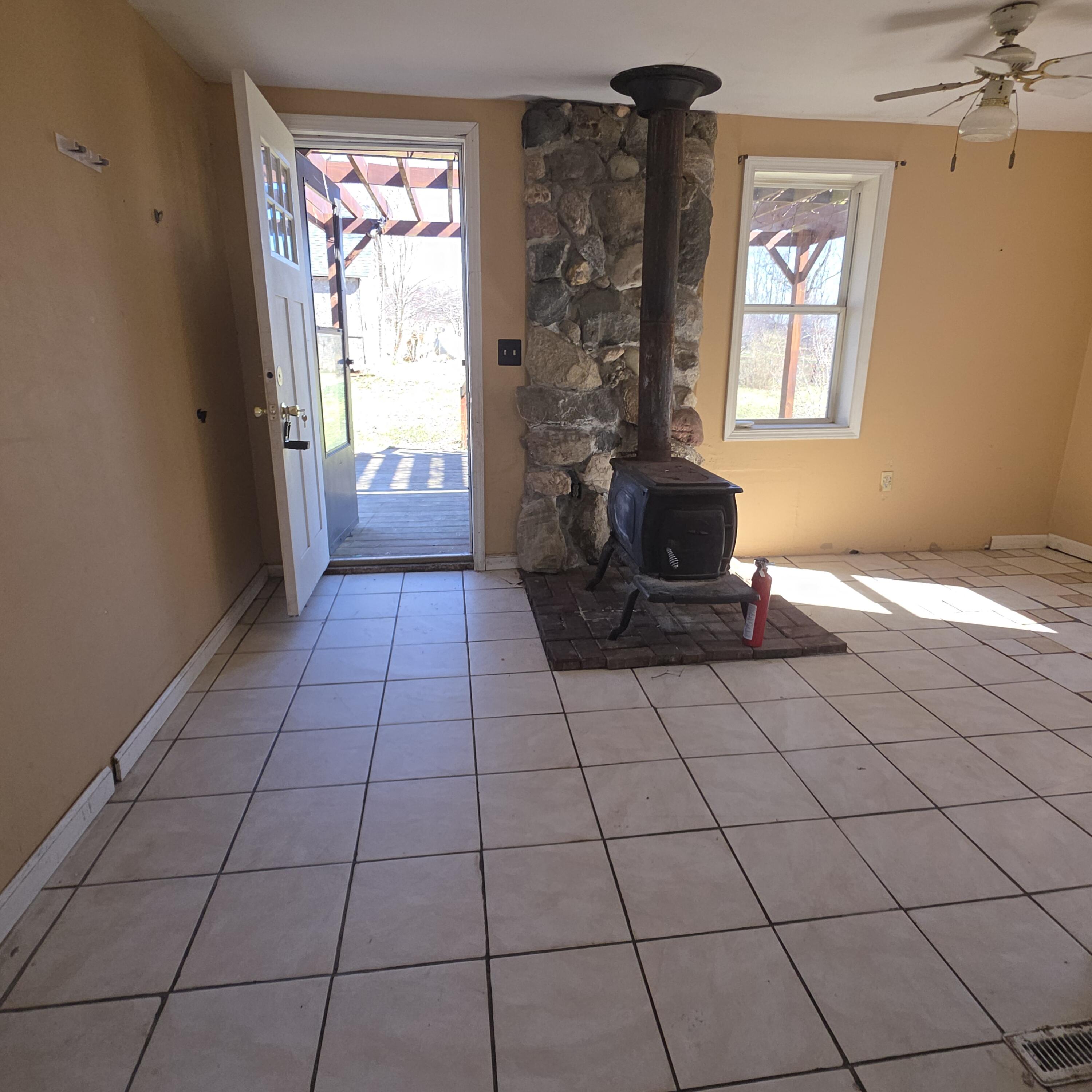 992 East Polk Road Hart, MI 49420 - Photo 11 of 41 20260409_104434