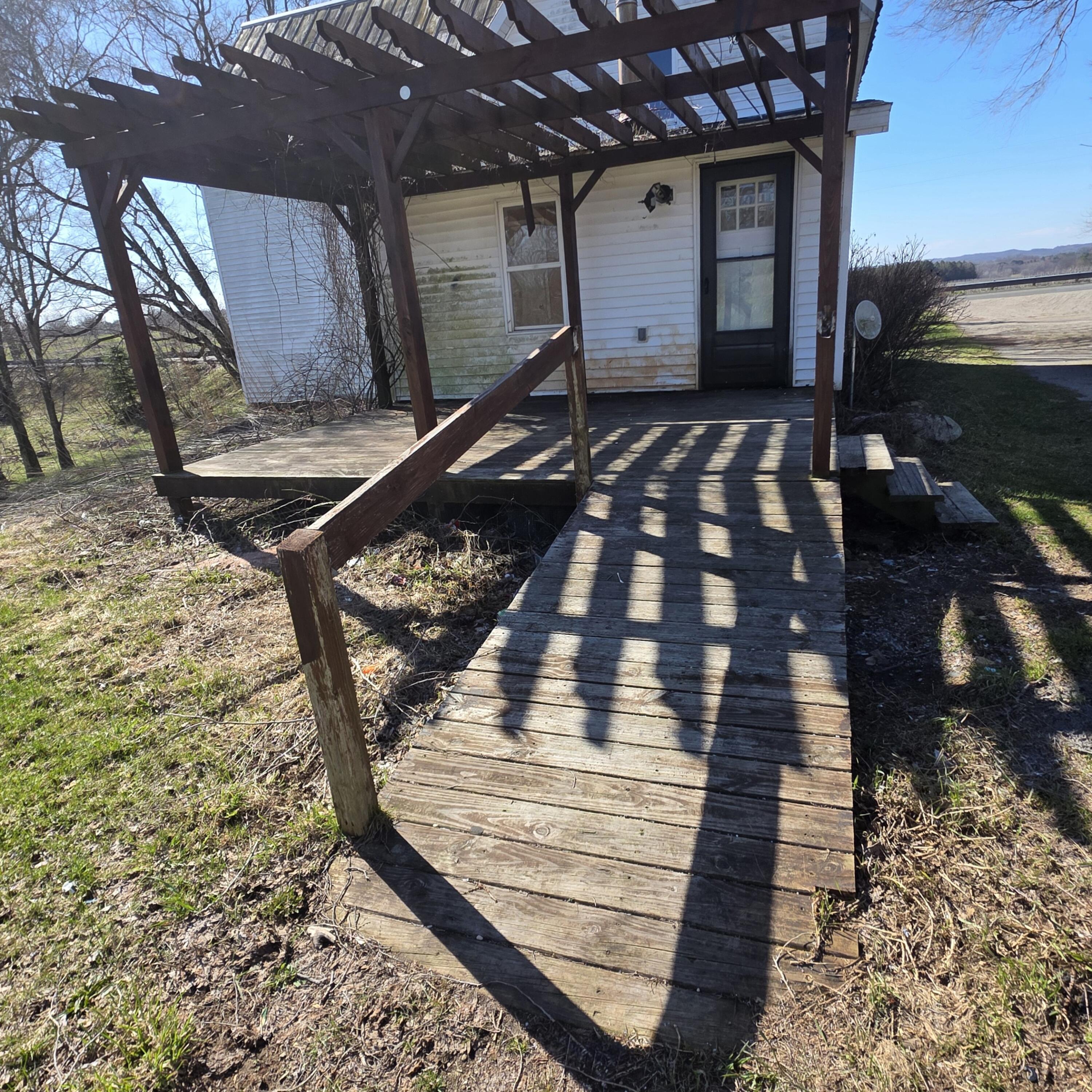 992 East Polk Road Hart, MI 49420 - Photo 5 of 47 20260409_104335