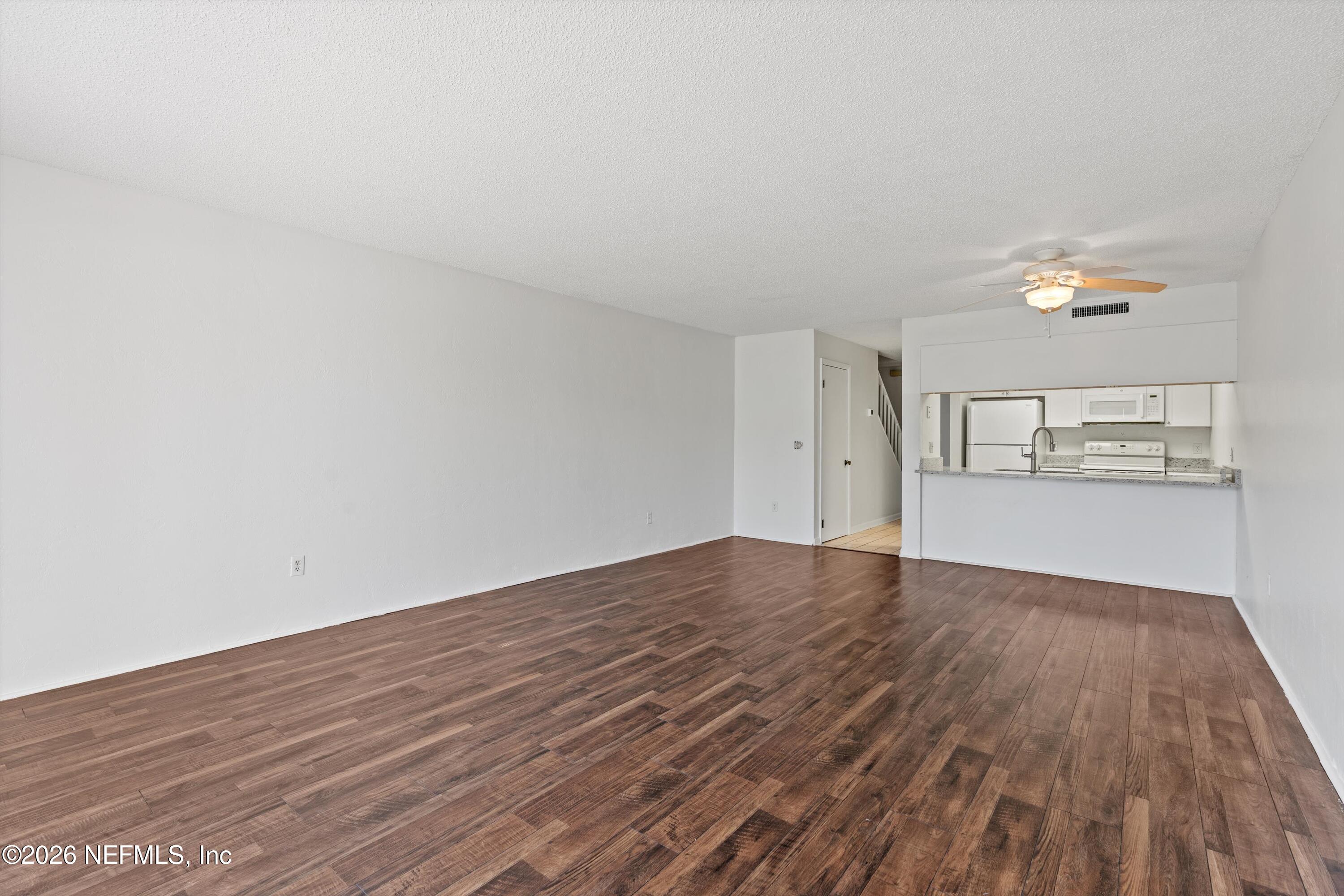 11 Dondanville Road, Unit 3 St. Augustine, FL 32080 - Photo 7 of 25 07-Living and Dining