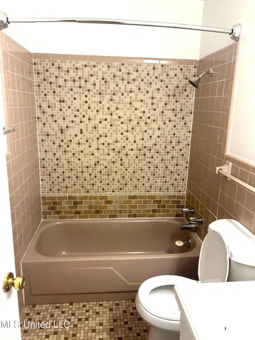 $1,550 | 6 Pecanwood Cove, Long Beach, MS 39560