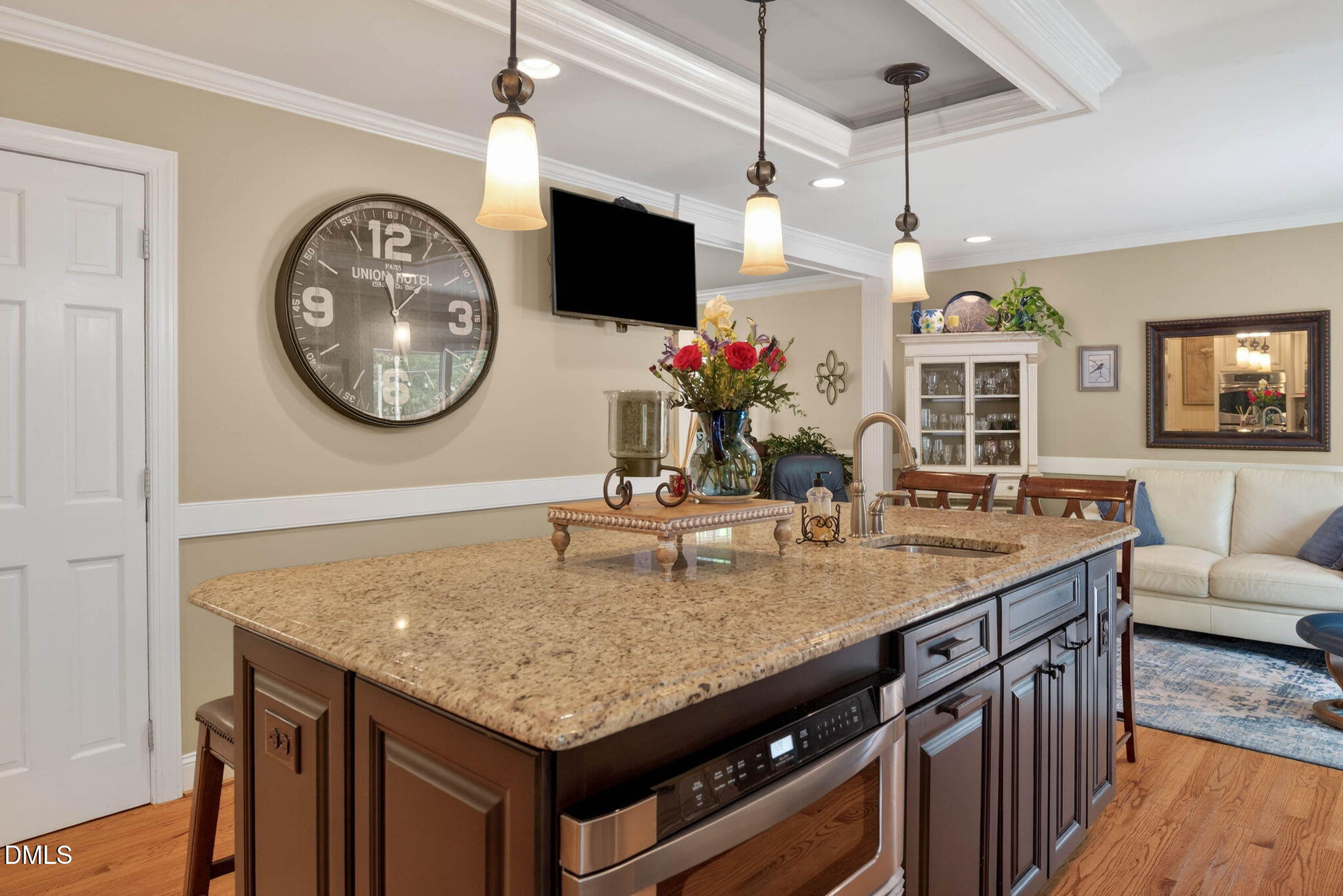 904 Hardimont Road Raleigh, NC 27609 - Photo 15 of 40 19-web-or-mls-904 Hardimont Road -19