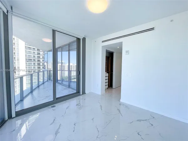 $36,000 | 15701 Collins Avenue, Unit 1205, Sunny Isles Beach, FL 33160