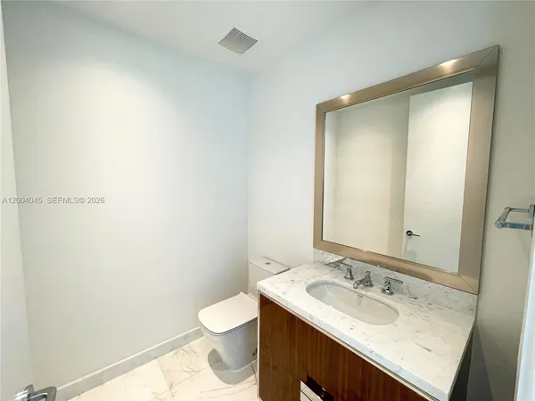 $36,000 | 15701 Collins Avenue, Unit 1205, Sunny Isles Beach, FL 33160