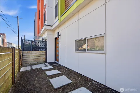 a view of entryway