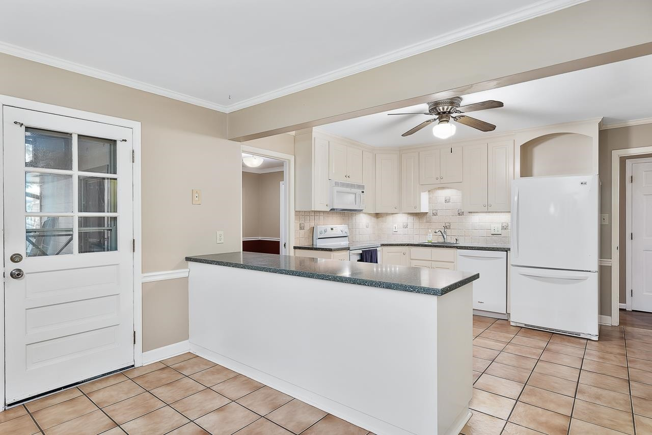 1705 Westhaven Drive Raleigh, NC 27607 - Photo 12 of 30 Photo 12