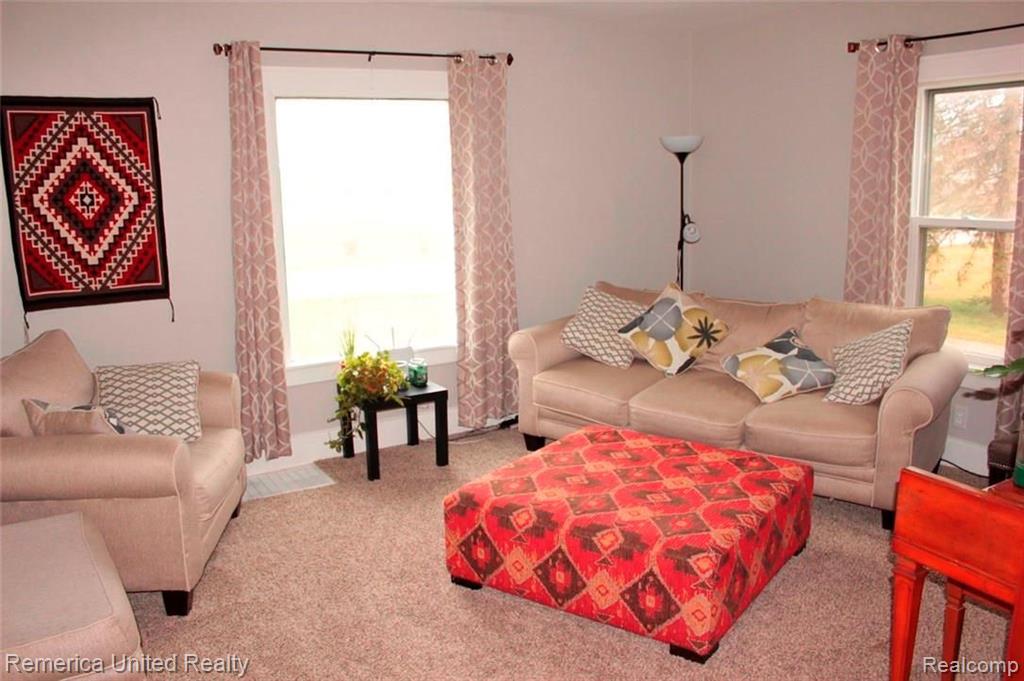 1076 Steiner Road Monroe, MI 48162 - Photo 11 of 22