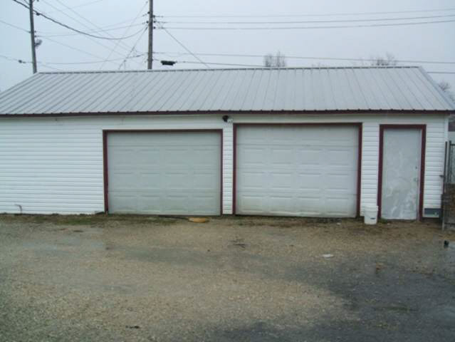 246 Walnut Street Modoc, IN 47358 - Photo 4 of 9 Gallery Image 4