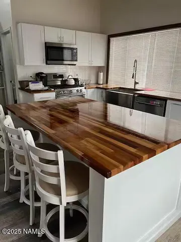 $965,000 | 904 North Beaver Street, Flagstaff, AZ 86001