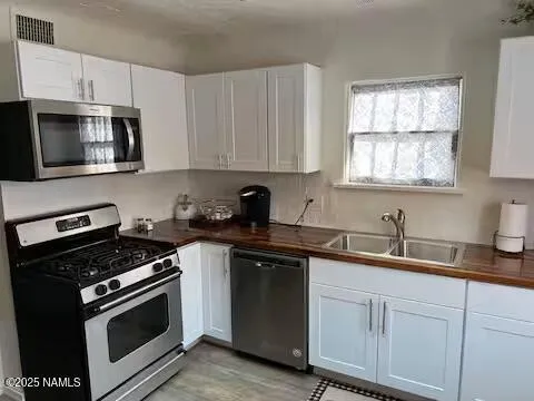 $965,000 | 904 North Beaver Street, Flagstaff, AZ 86001