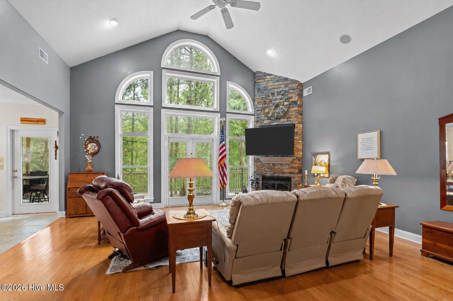 125 Lake Ridge Drive McCormick, SC 29835 - Photo 15 of 84 Living room w/ sunsetter retracted