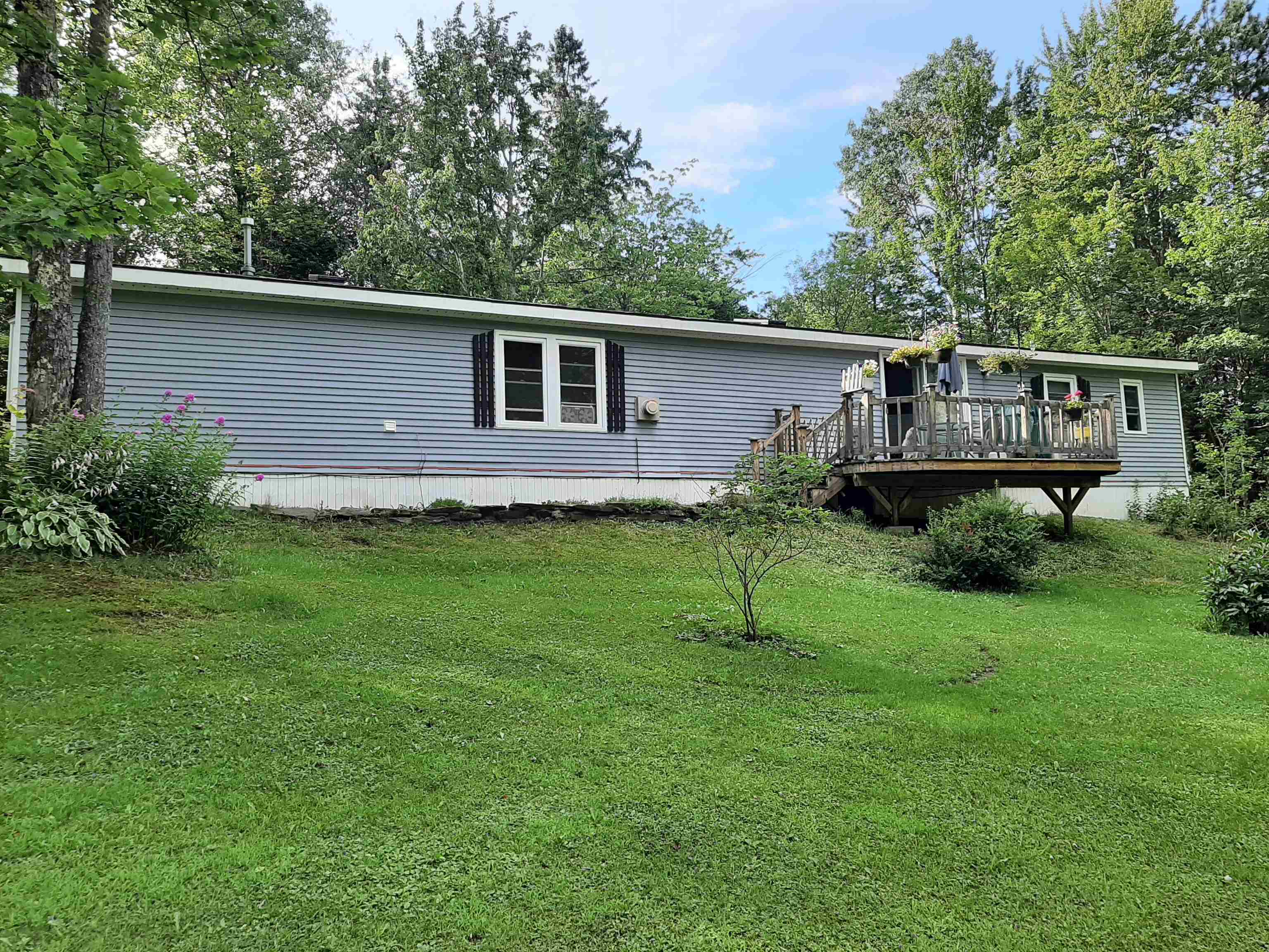 331 Terrace Drive Newport, VT 05855 - Photo 3 of 35 Gallery Image 3