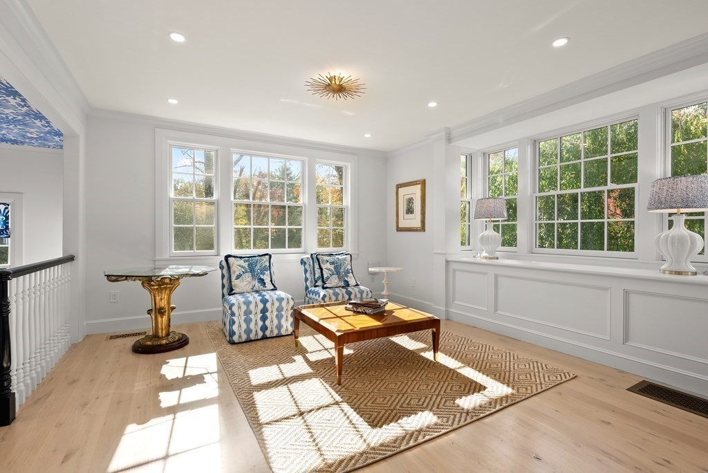 458 Glen Road Weston, MA 02493 - Photo 13 of 36