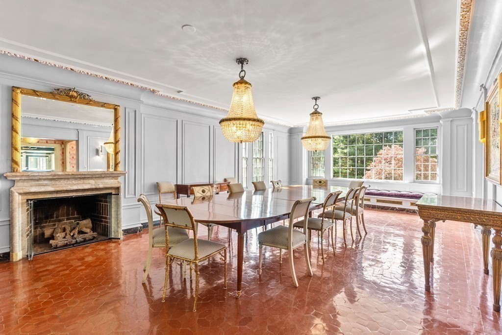 458 Glen Road Weston, MA 02493 - Photo 16 of 36