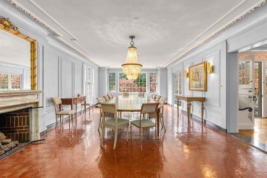 458 Glen Road Weston, MA 02493 - Photo 17 of 36