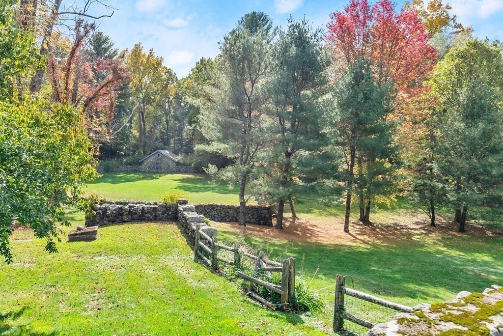 458 Glen Road Weston, MA 02493 - Photo 34 of 36