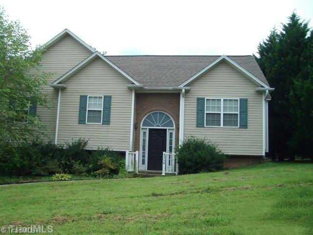 5259 Springhouse Farm Road Winston-Salem, NC 27107 - Photo 1 of 9 Exterior Front.