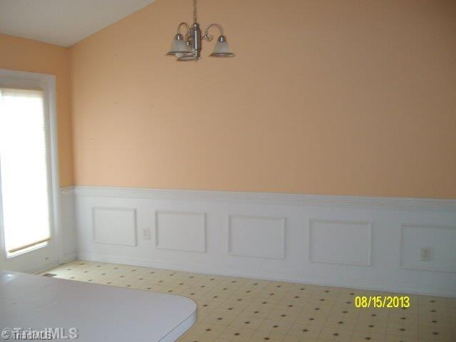 5259 Springhouse Farm Road Winston-Salem, NC 27107 - Photo 4 of 9 Dining Room.