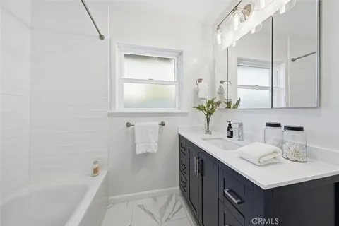 $1,490,000 | 5513 West 138th Place, Hawthorne, CA 90250