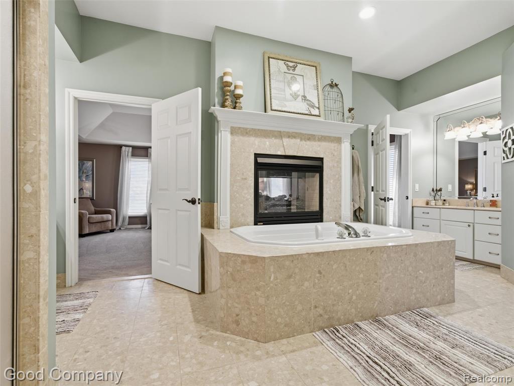 532 Springview Drive Rochester, MI 48307 - Photo 30 of 63 Gallery Image 30