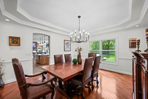 $1,175,000 | 25568 North Countryside Drive, Lake Barrington, IL 60010