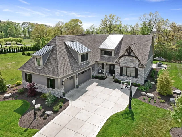 $1,775,000 | 3703 Brigata Drive, Valparaiso, IN 46385