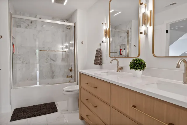 $1,775,000 | 3703 Brigata Drive, Valparaiso, IN 46385