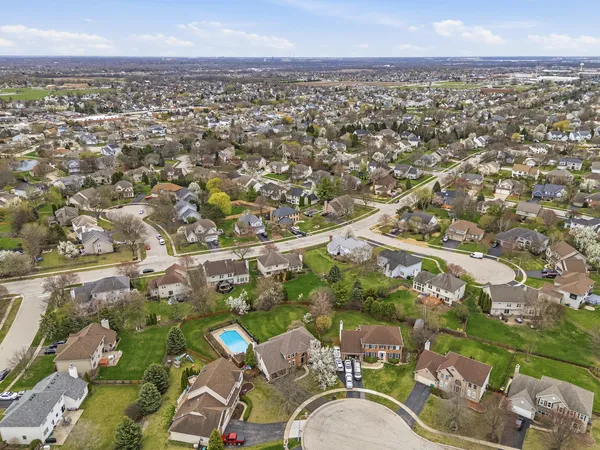 $569,900 | 5104 Prestwick Circle, Plainfield, IL 60586