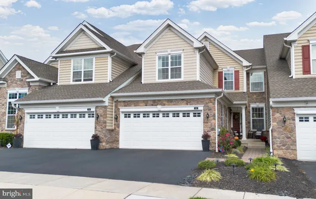 $759,900 | 332 Joshua Tree Drive, Collegeville, PA 19426