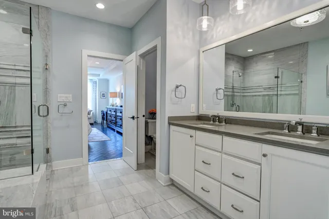 $759,900 | 332 Joshua Tree Drive, Collegeville, PA 19426