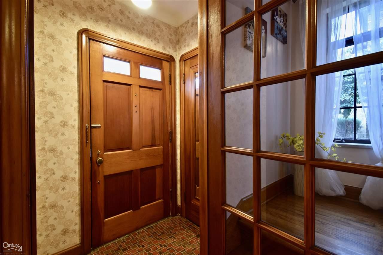 1779 Littlestone Road Grosse Pointe Woods, MI 48236 - Photo 5 of 28