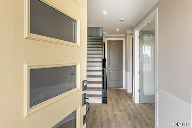 $578,900 | 8919 East Gtwy Heights, Unit 94804, Richmond Heights, MO 63144