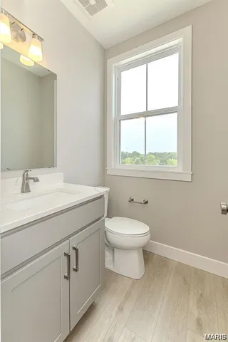 $578,900 | 8919 East Gtwy Heights, Unit 94804, Richmond Heights, MO 63144