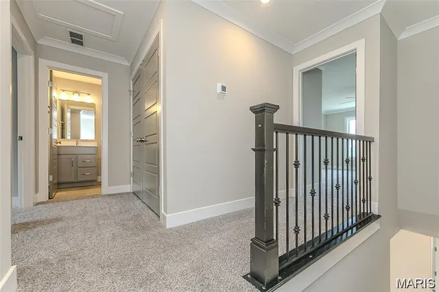 $578,900 | 8919 East Gtwy Heights, Unit 94804, Richmond Heights, MO 63144